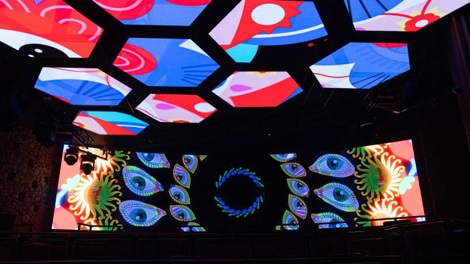 INTERACTIVE VISUALS at PACHA — GATE1 Studio
