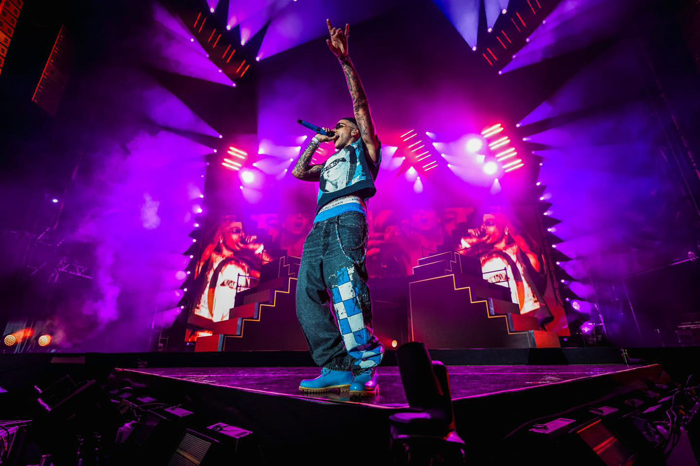 Sfera Ebbasta Tour 2025 — GATE1 Studio
