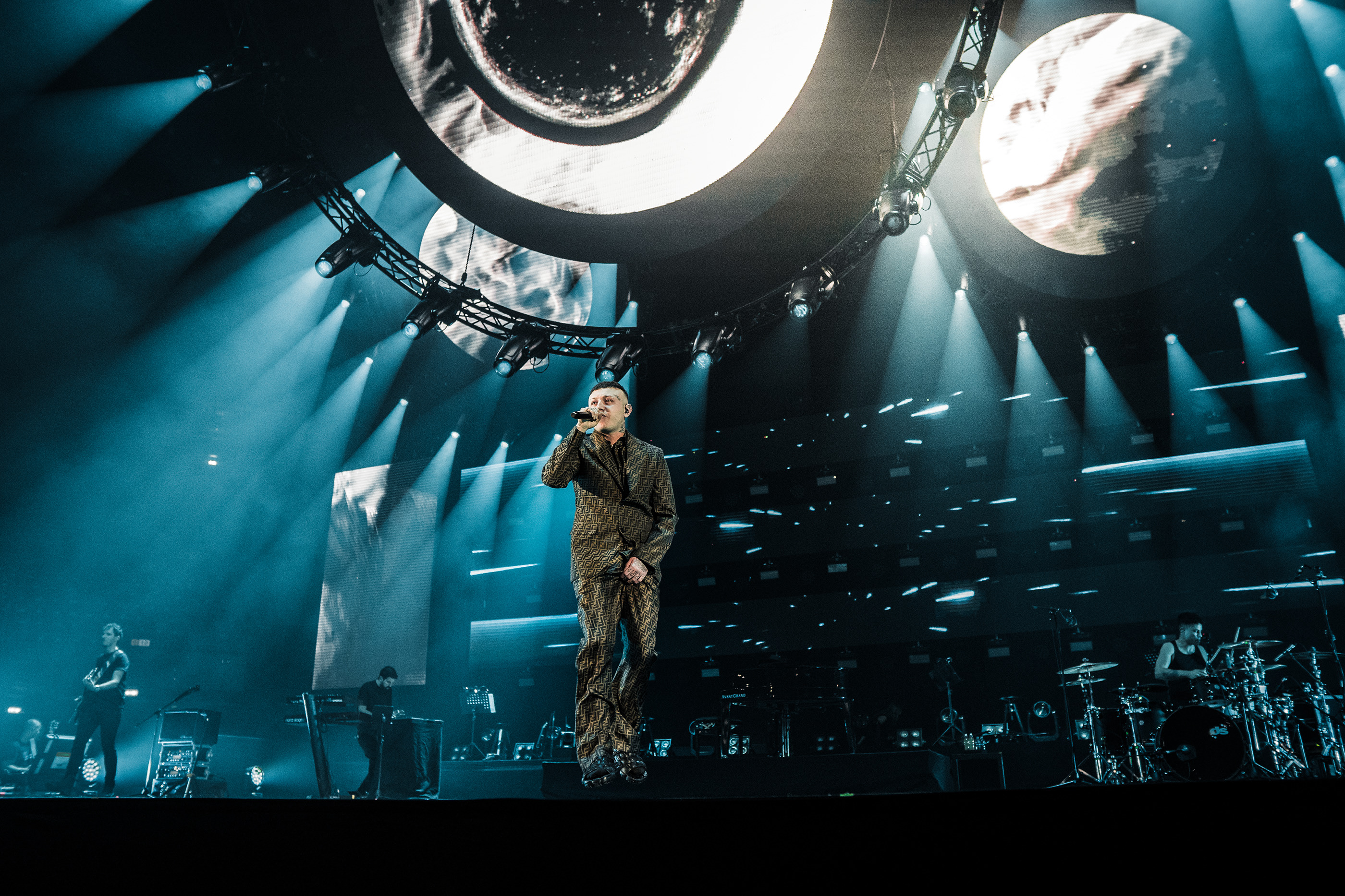 Lazza OVER-TOUR 2023 — GATE1 Studio